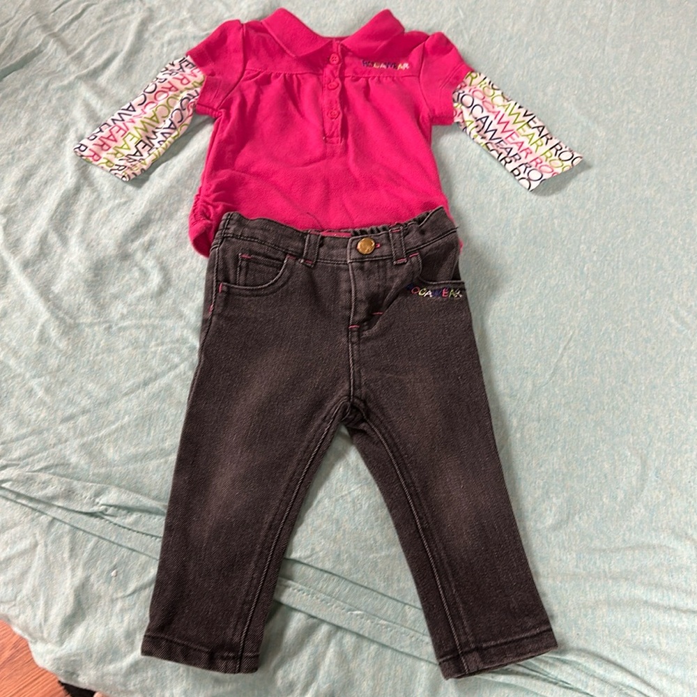 Rocawear shirt and skinny jeans